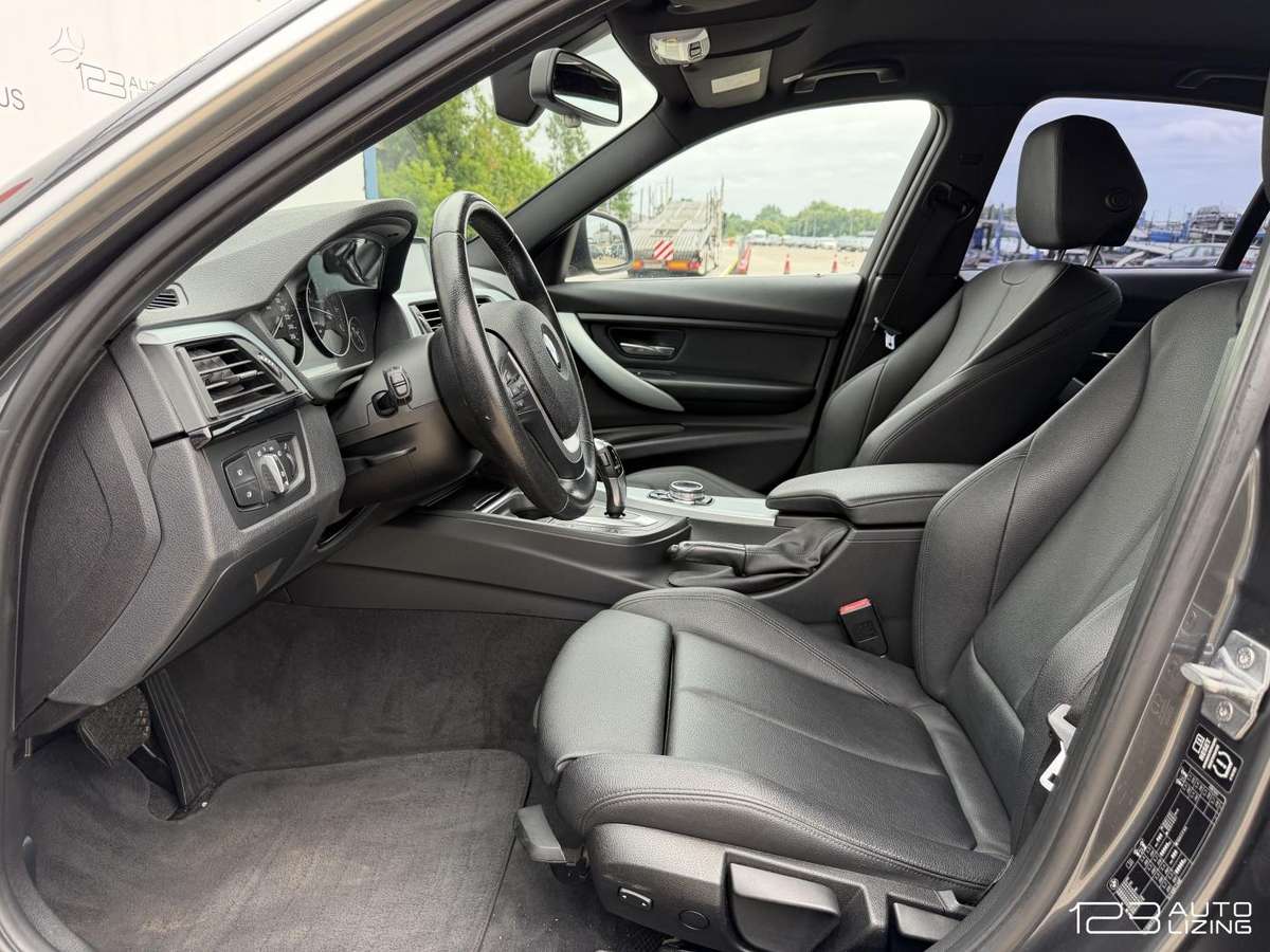 BMW 320, 2.0 l., Седан