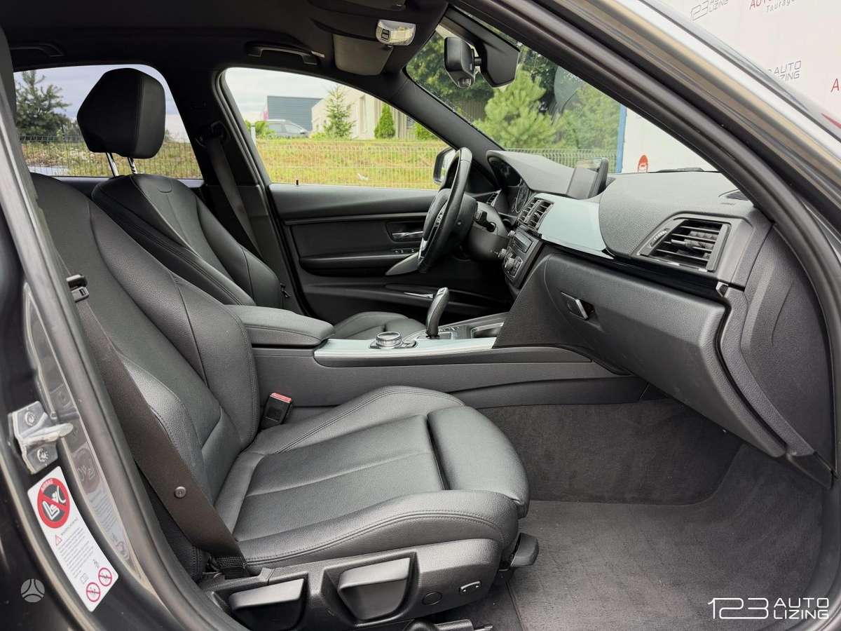 BMW 320, 2.0 l., Седан