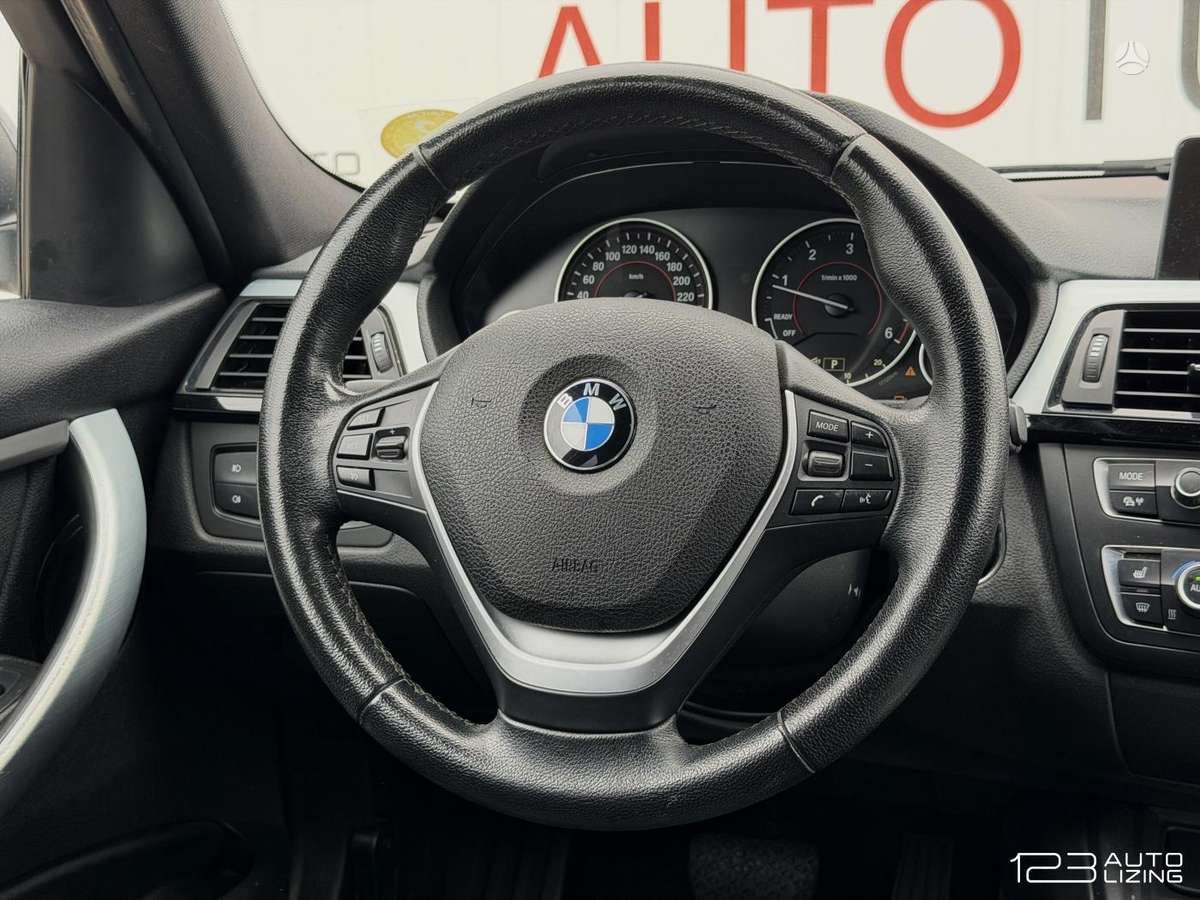 BMW 320, 2.0 l., Седан