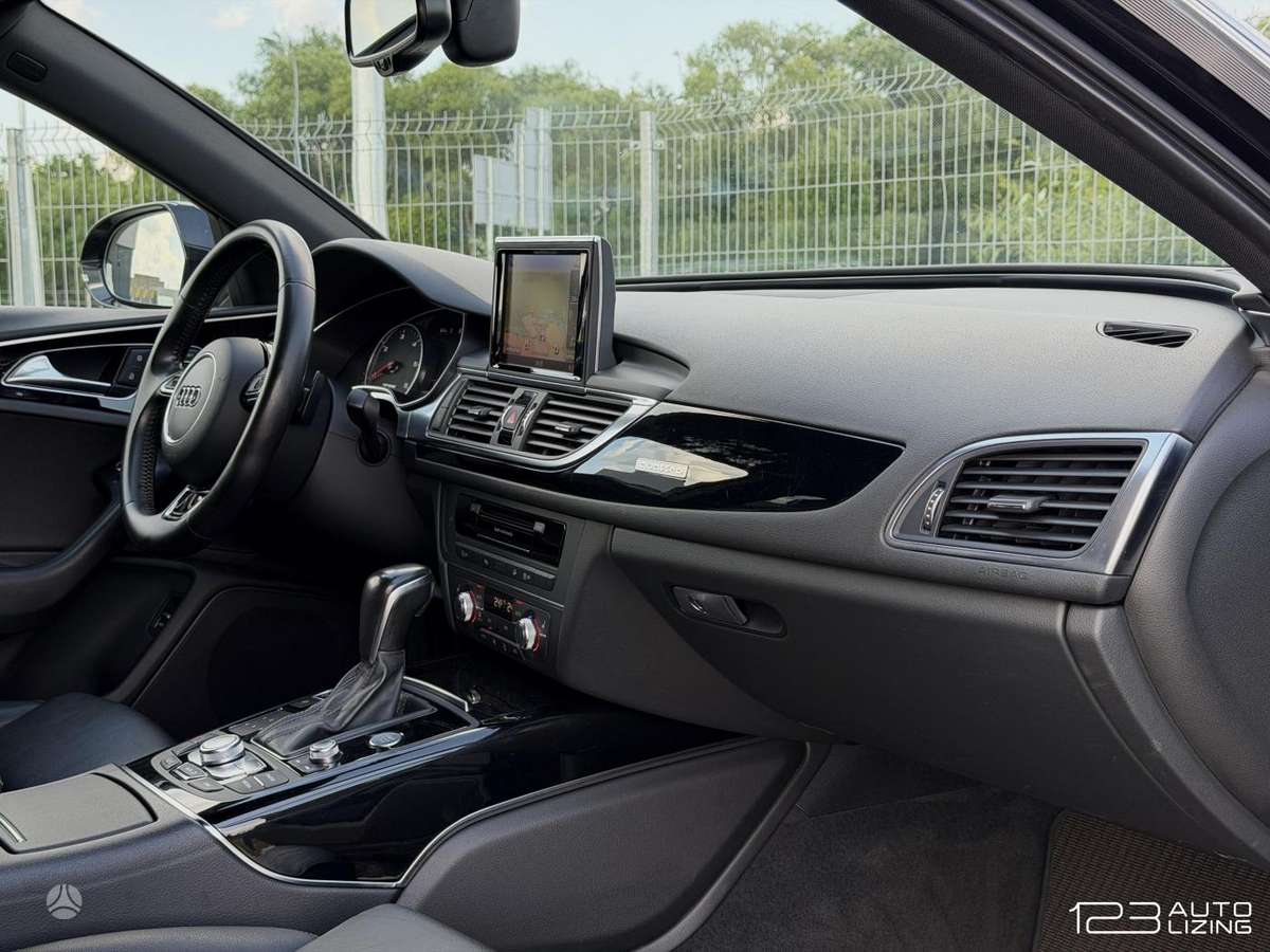 Audi A6 allroad, 3.0 l., Универсал