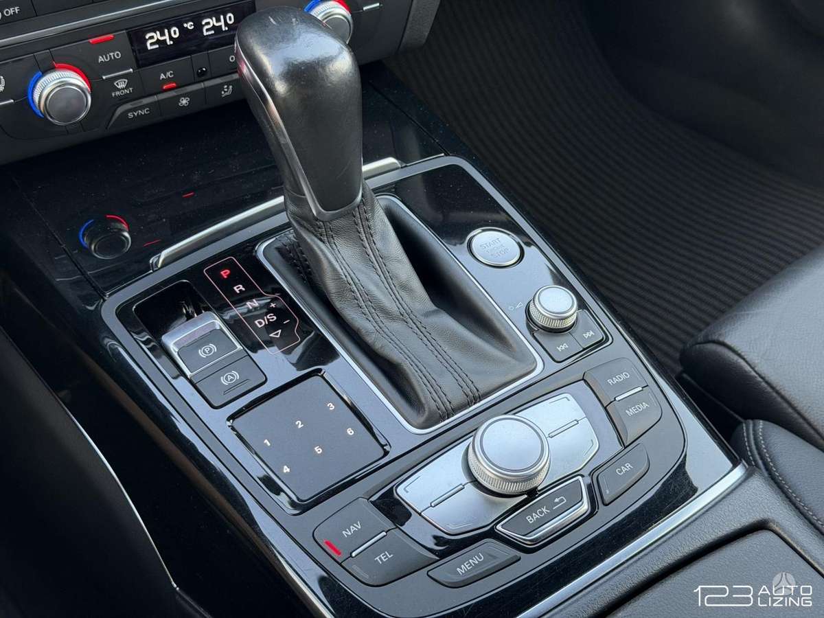 Audi A6 allroad, 3.0 l., Универсал