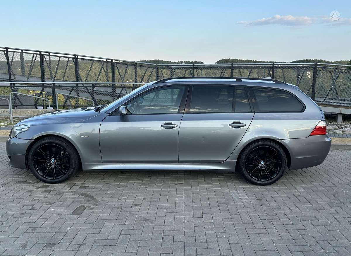 BMW 525, 3.0 l., Универсал