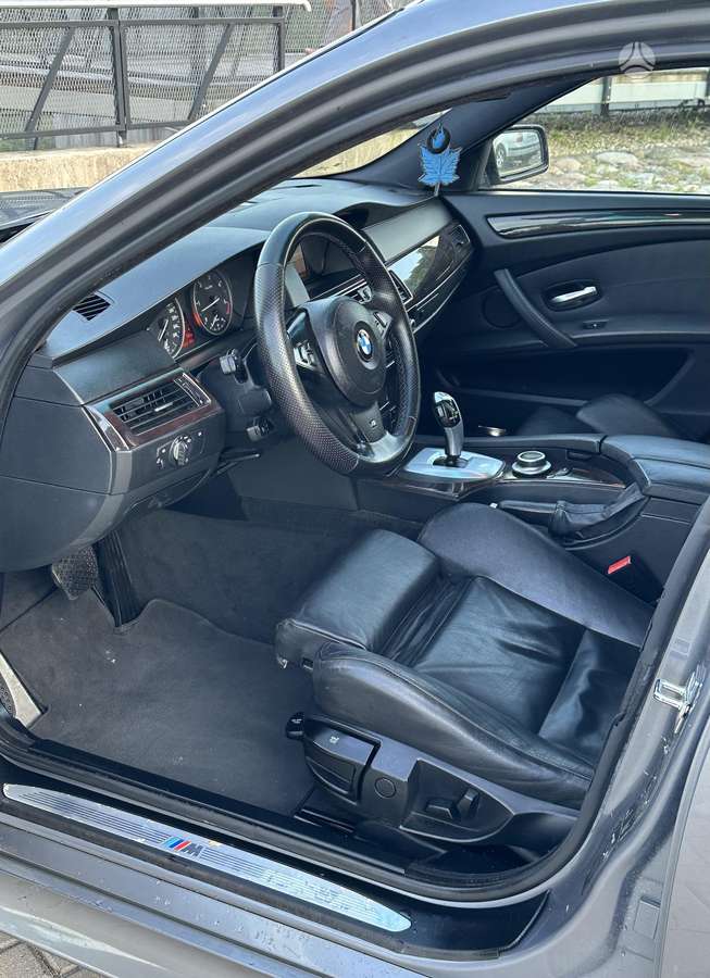 BMW 525, 3.0 l., Универсал