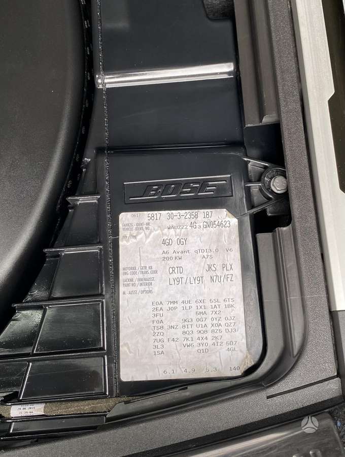 Audi A6, 3.0 l., universalas