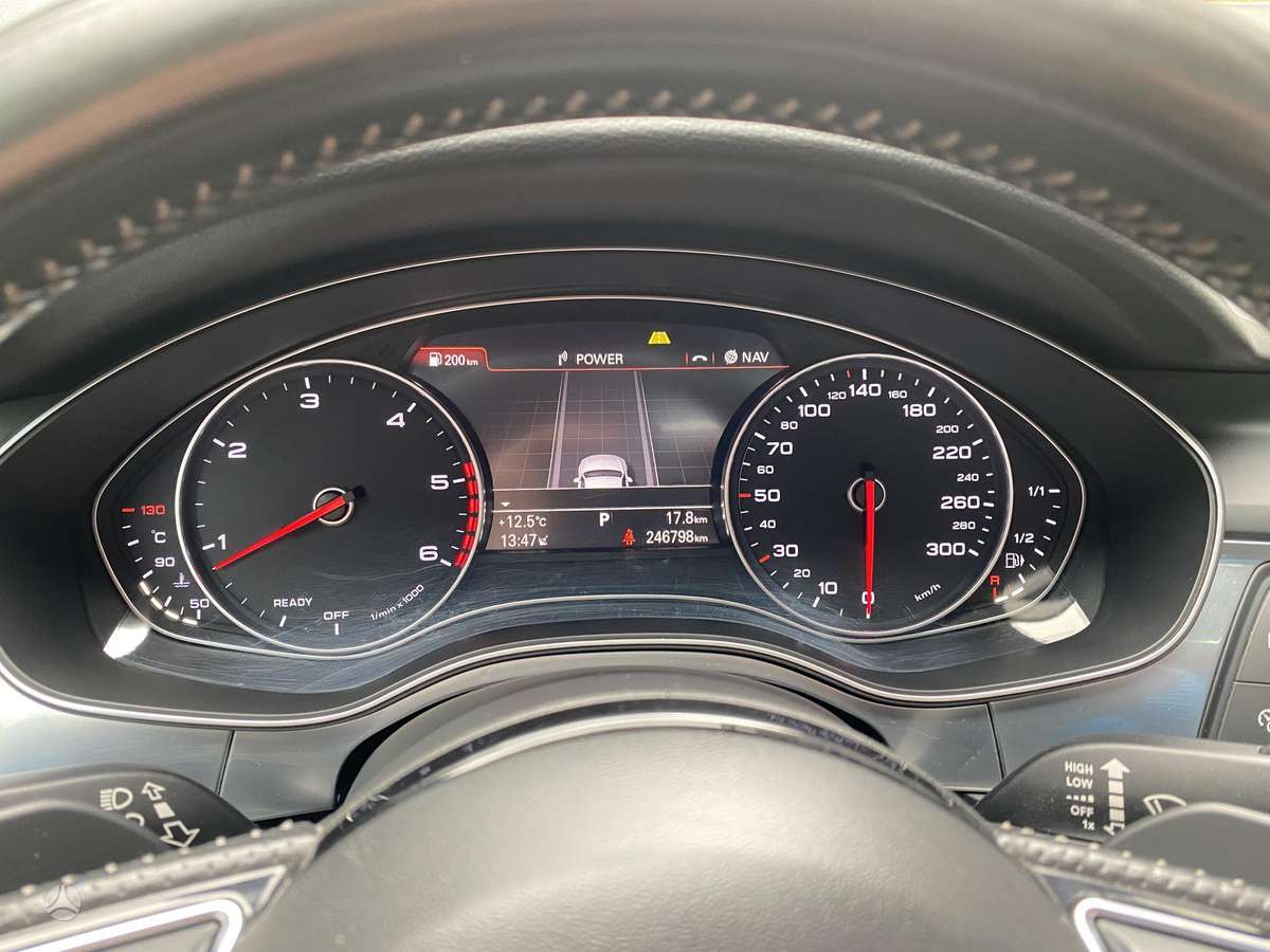 Audi A6, 3.0 l., universalas