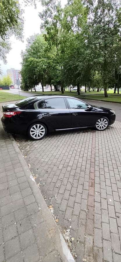 Renault Latitude, 2.0 l., Седан