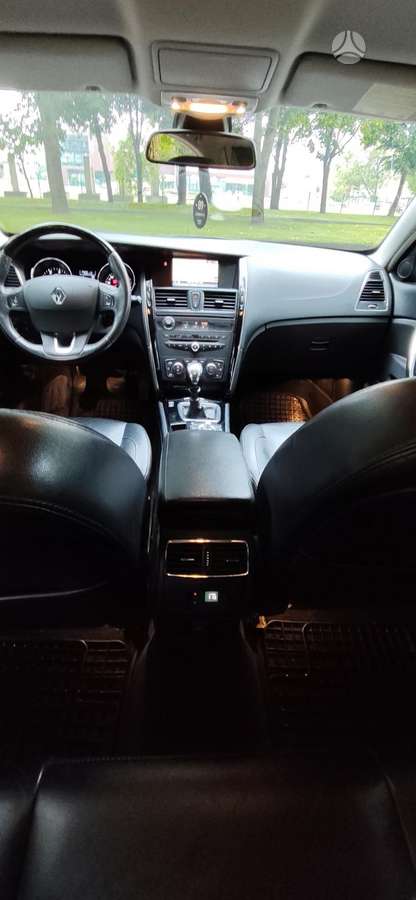 Renault Latitude, 2.0 l., Седан