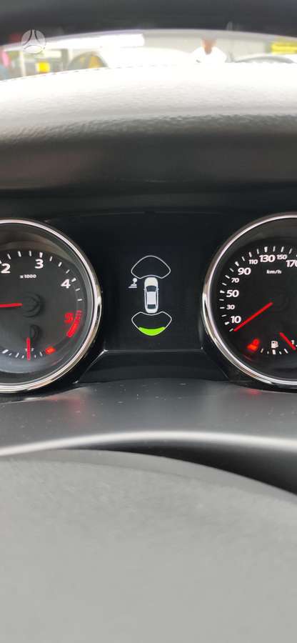 Renault Latitude, 2.0 l., Седан