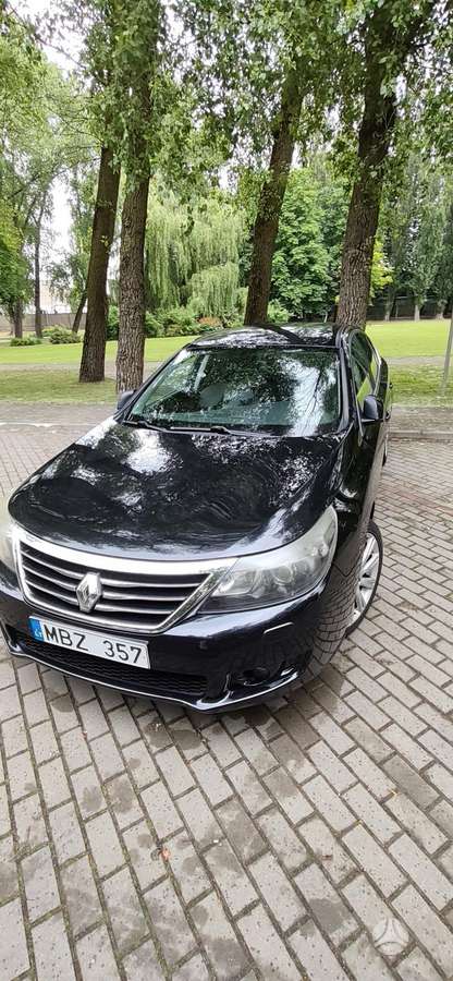 Renault Latitude, 2.0 l., Седан