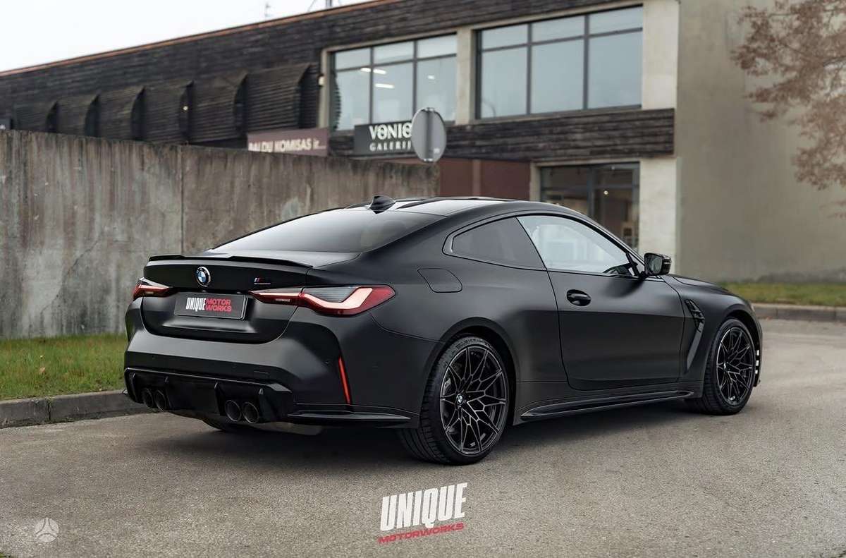 BMW M4, 3.0 l., coupe