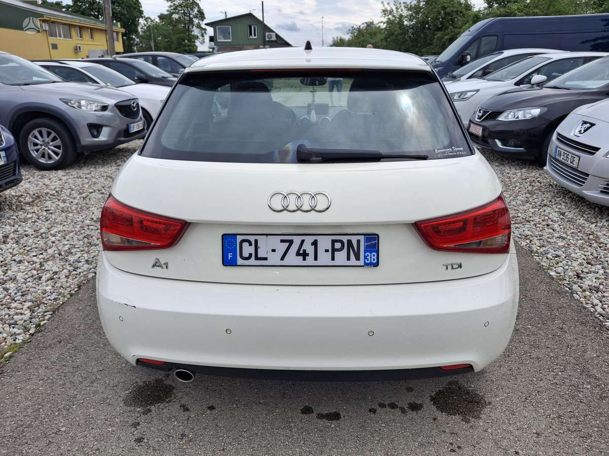 Audi A1, 1.6 l., hatchback
