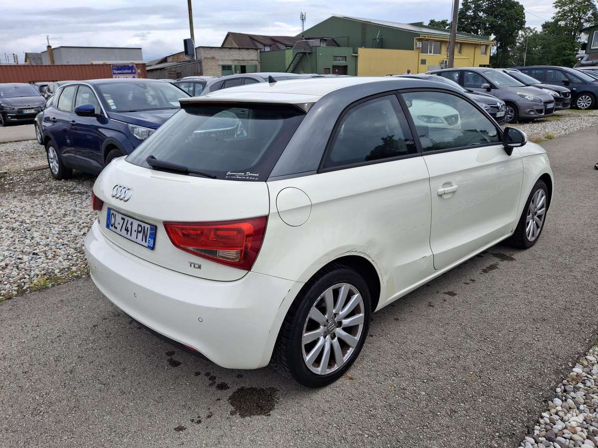 Audi A1, 1.6 l., hatchback