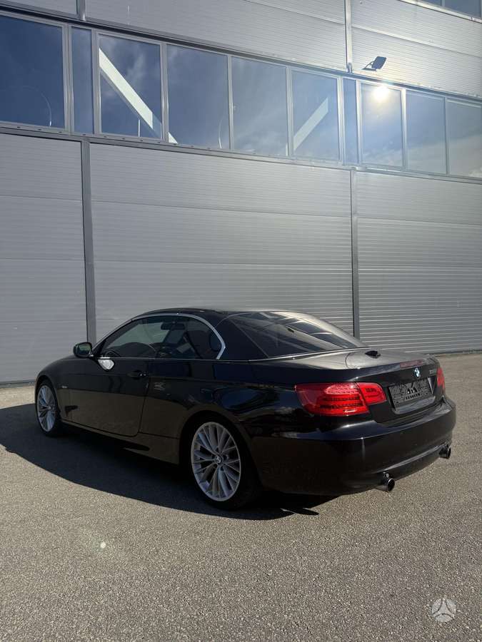 BMW 335, 3.0 l., convertible