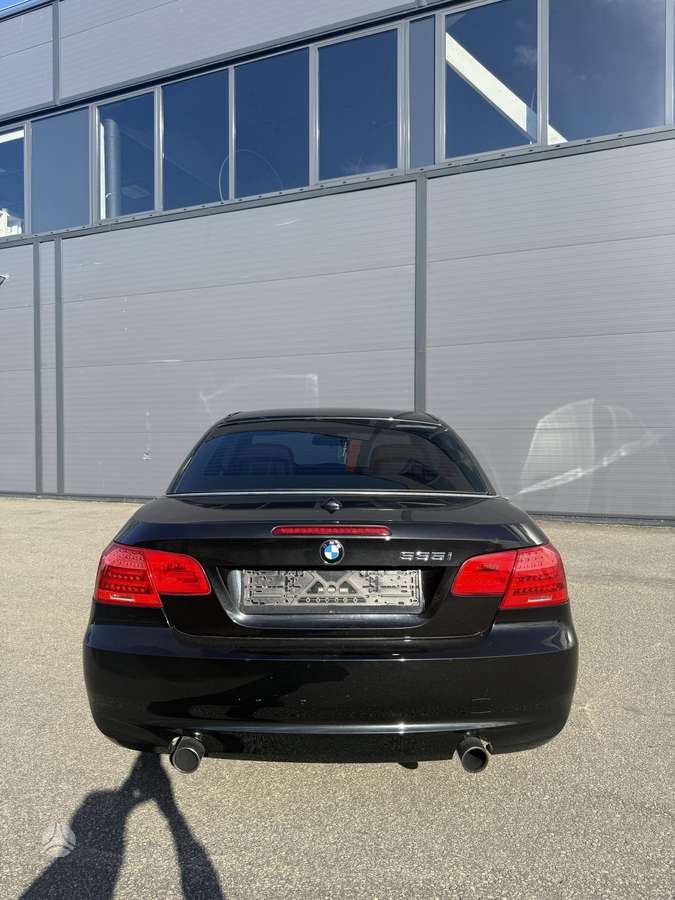 BMW 335, 3.0 l., convertible