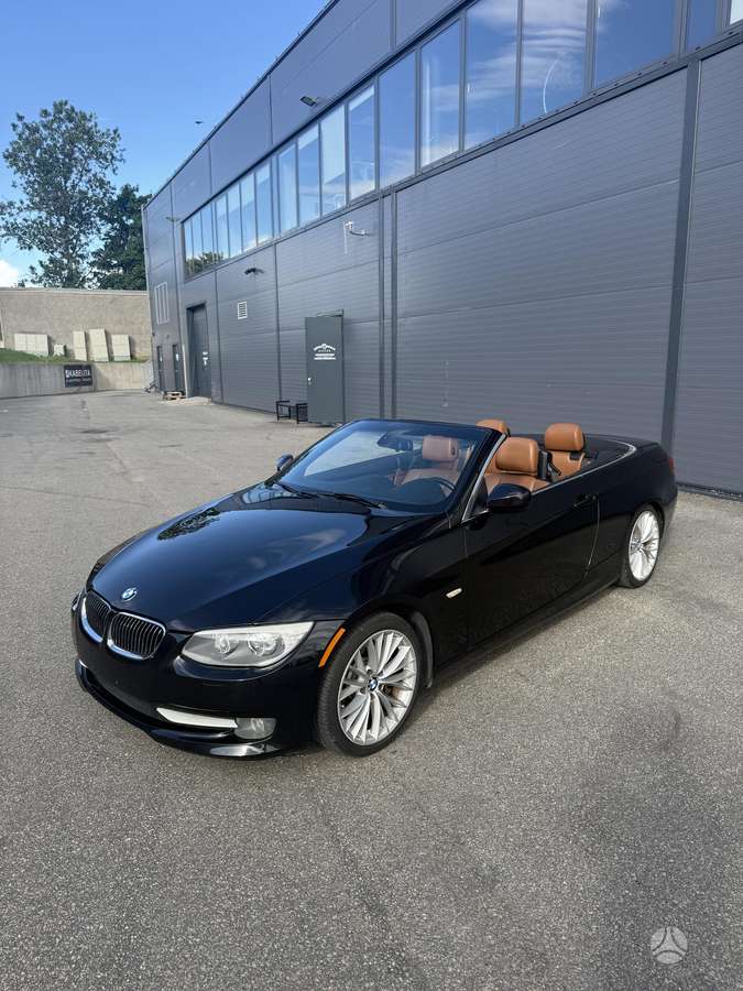 BMW 335, 3.0 l., convertible