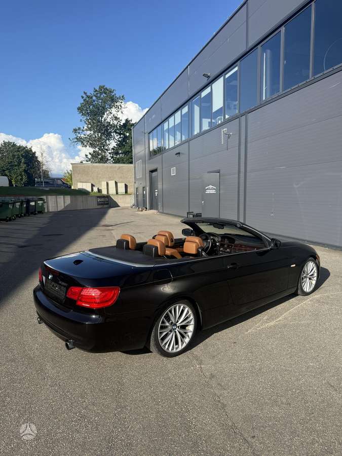 BMW 335, 3.0 l., convertible