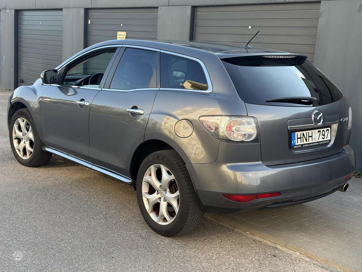 Mazda CX-7, 2.2 l., off-road / crossover