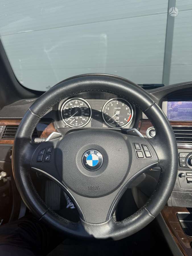 BMW 335, 3.0 l., Кабриолет