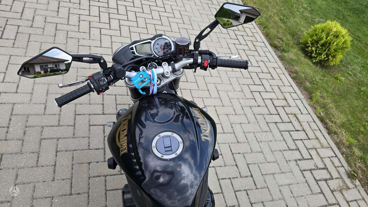 Triumph Street Triple 675cc, street / classic