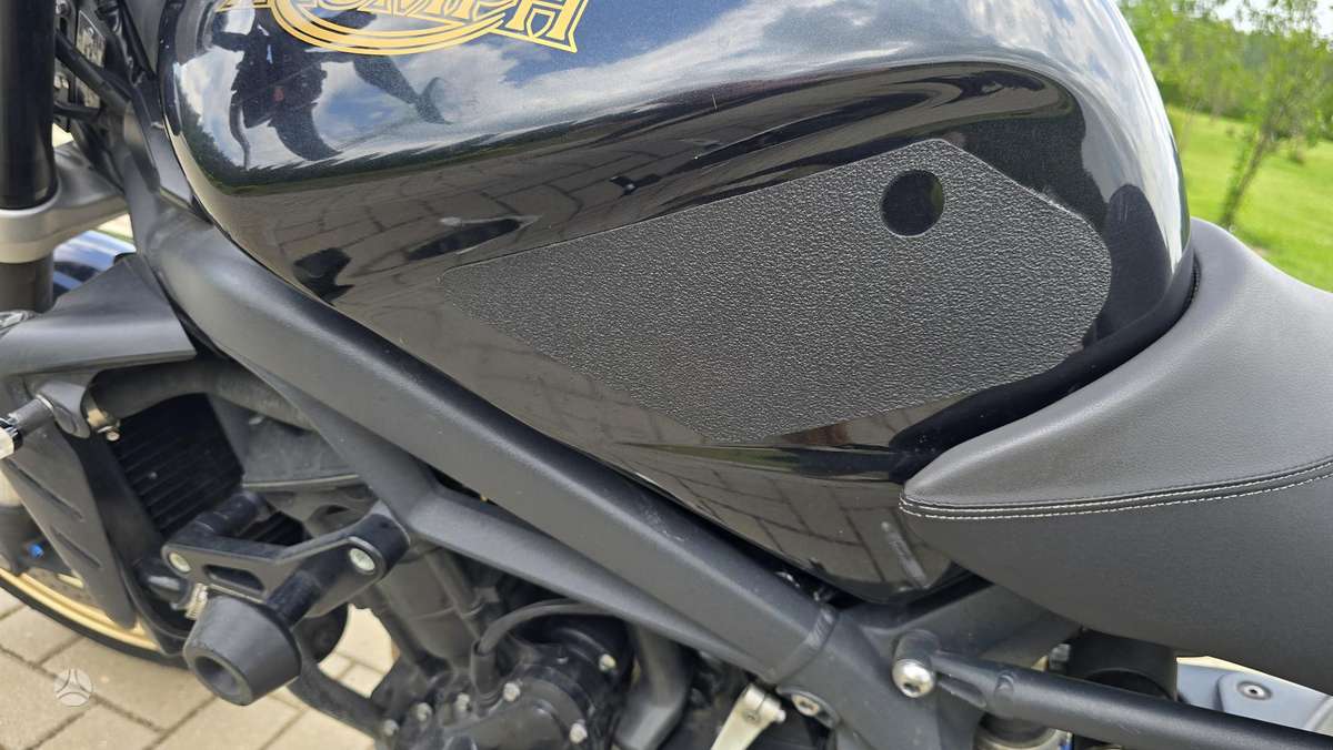 Triumph Street Triple 675cc, street / classic