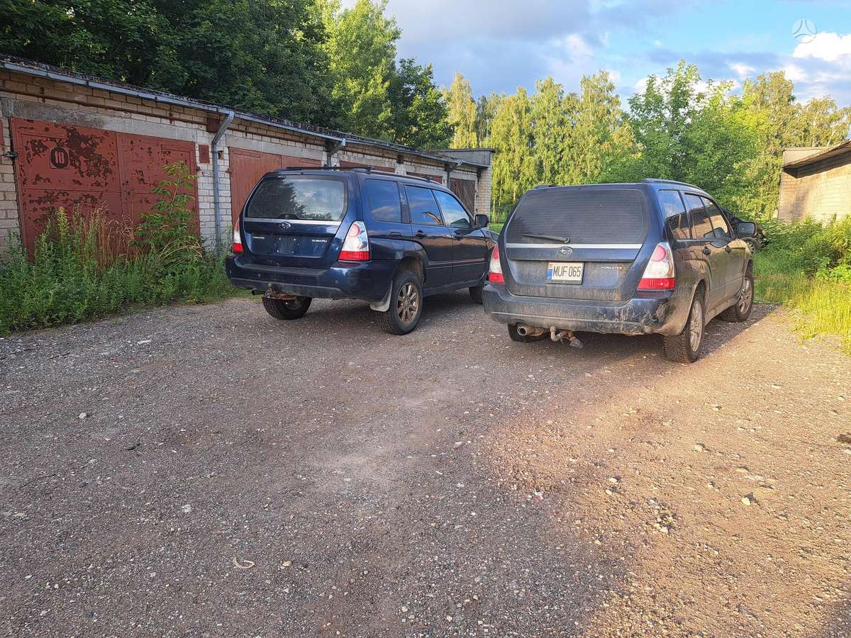 Subaru Forester, Минивэн