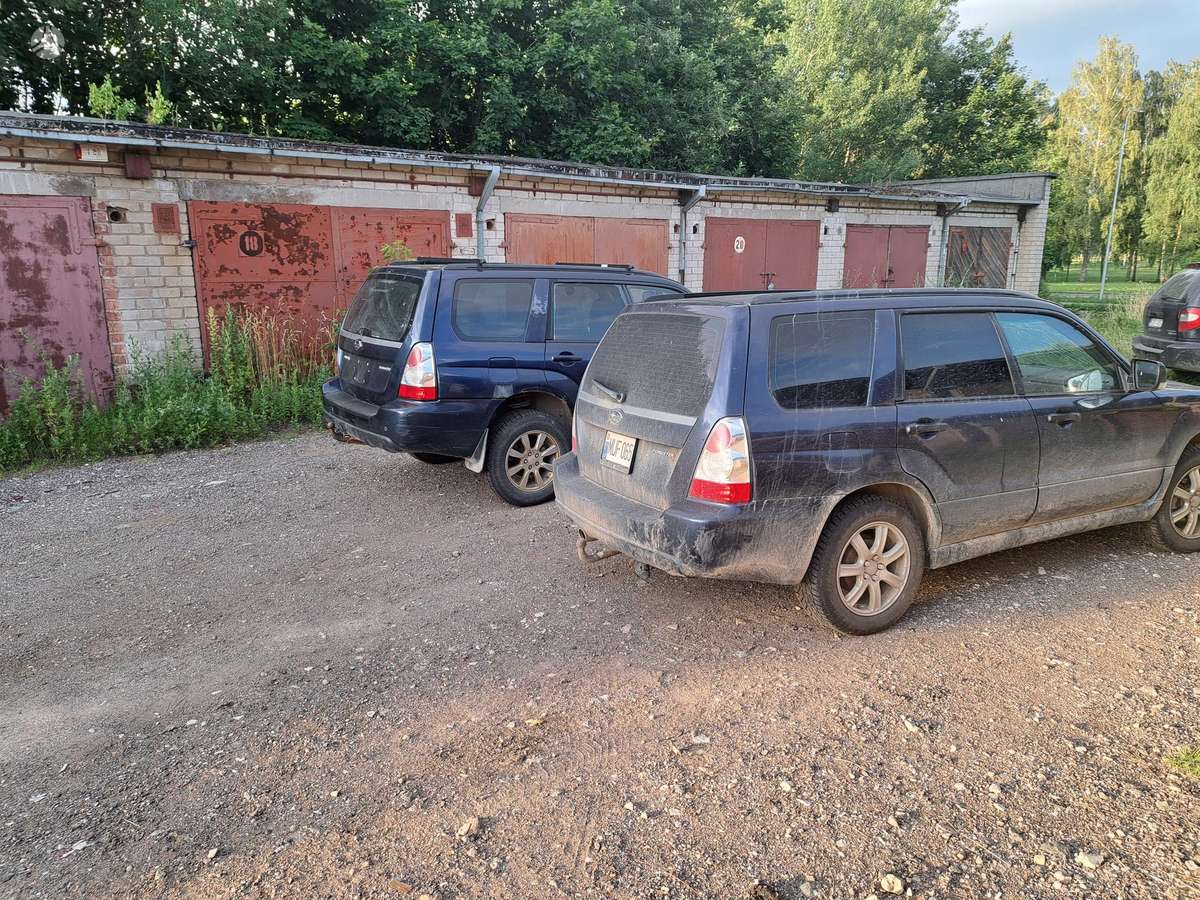 Subaru Forester, Минивэн