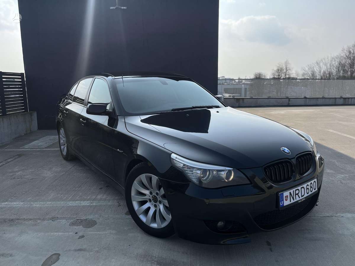 BMW 520, 2.0 l., Седан