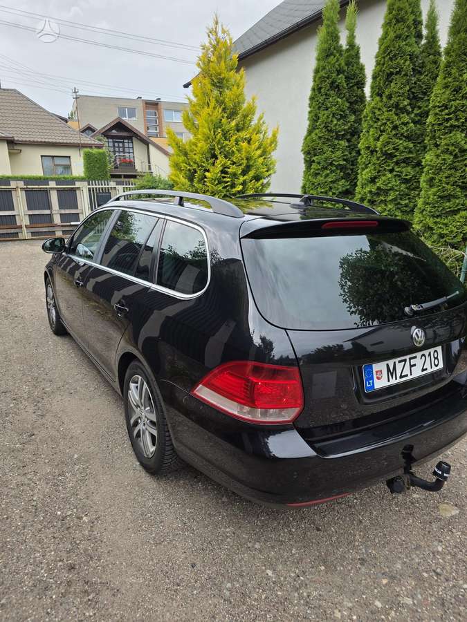 Volkswagen Golf - 3