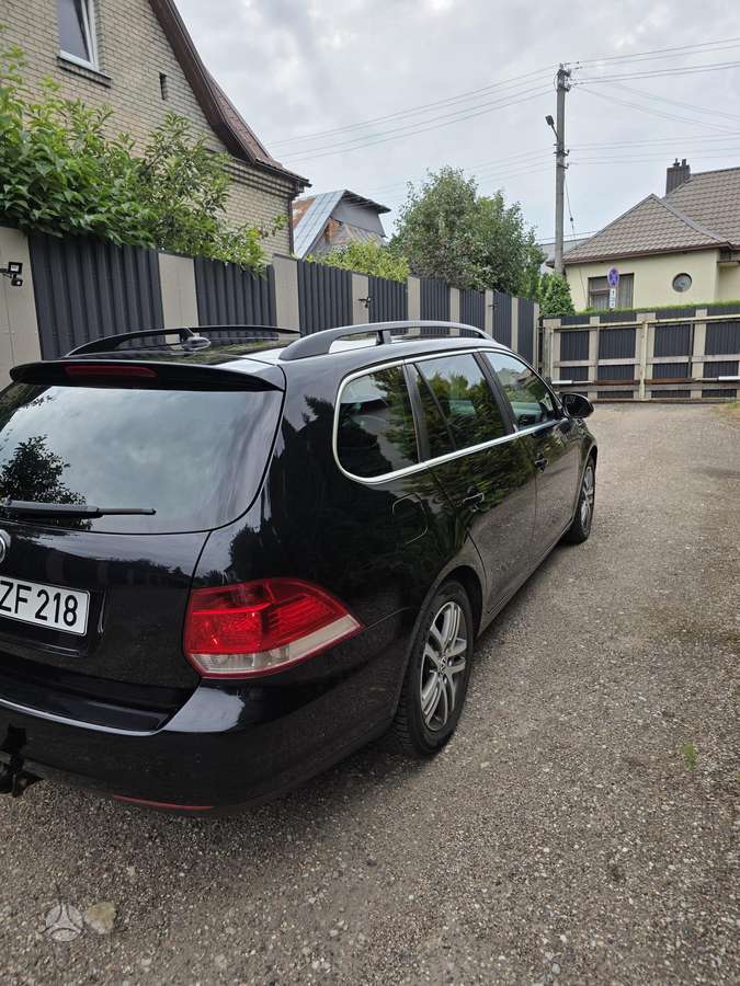 Volkswagen Golf - 4