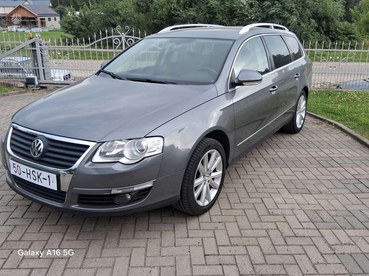 Volkswagen Passat - 2