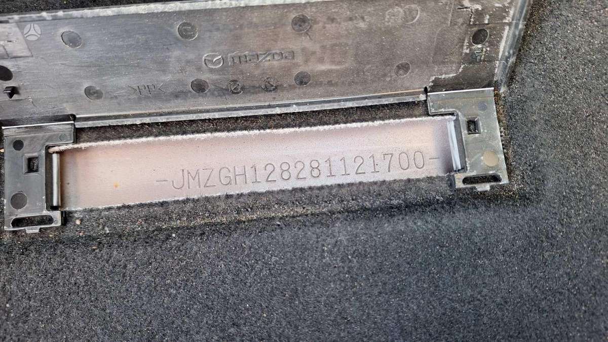 Mazda 6, 1.8 l., Седан