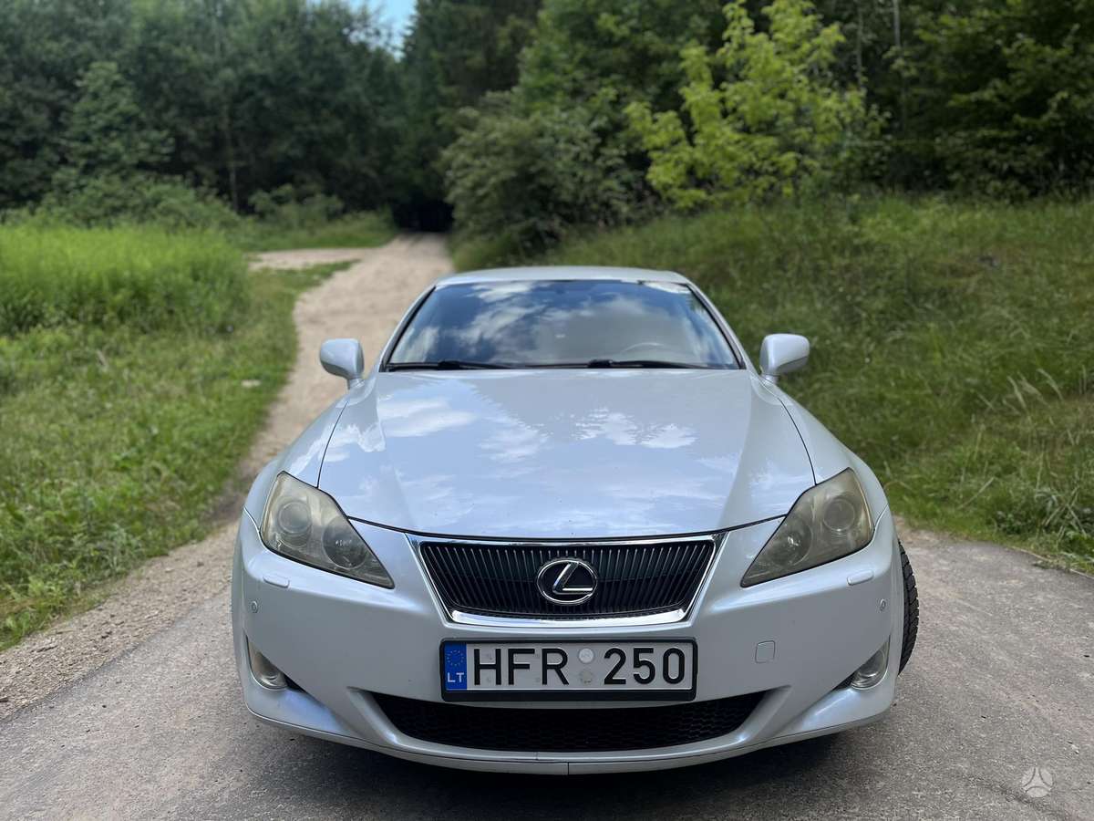 Lexus IS 250, 2.5 l., Седан