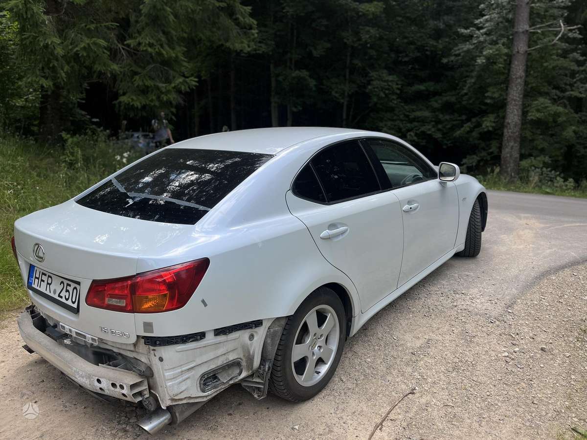Lexus IS 250, 2.5 l., Седан