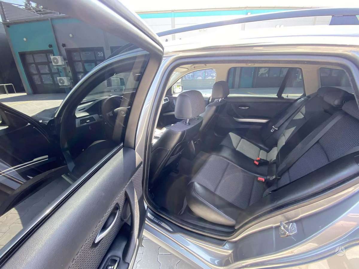 BMW 320, 2.0 l., Универсал