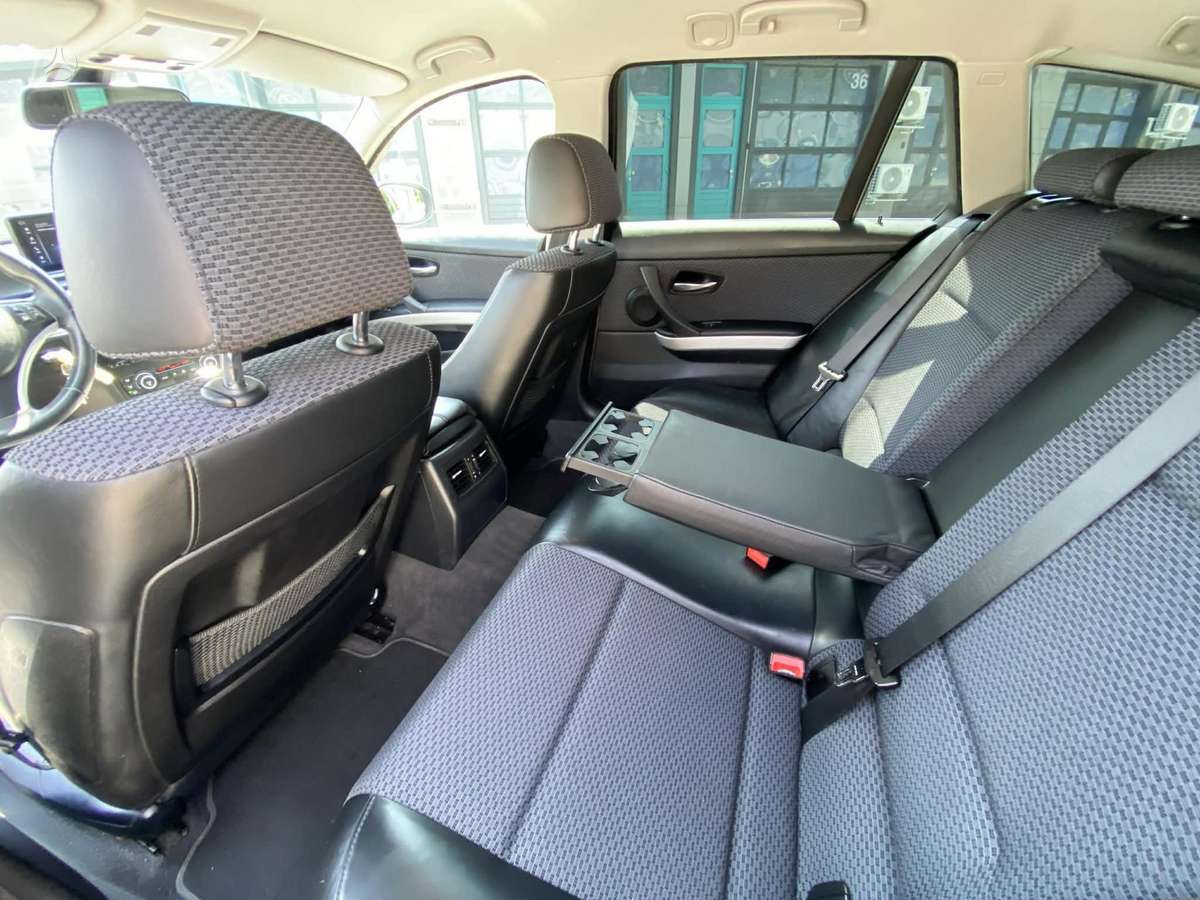 BMW 320, 2.0 l., wagon