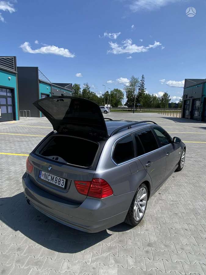 BMW 320, 2.0 l., universalas