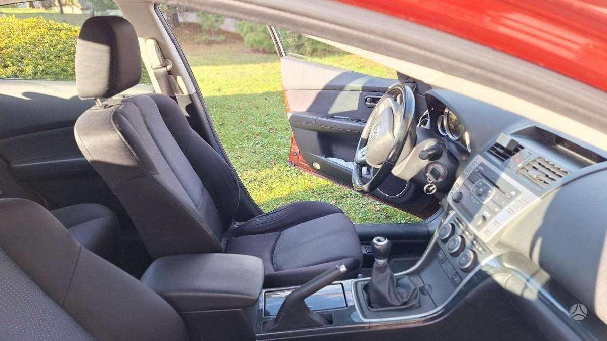Mazda 6, 1.8 l., Седан
