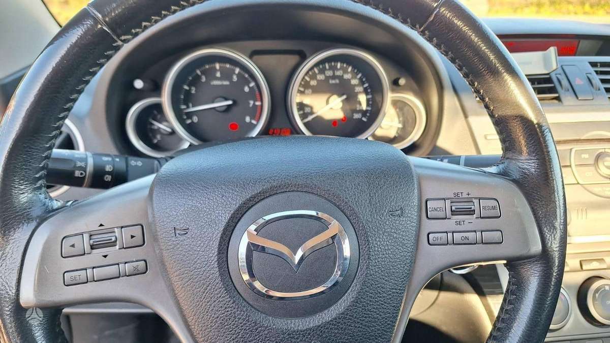 Mazda 6, 1.8 l., Седан
