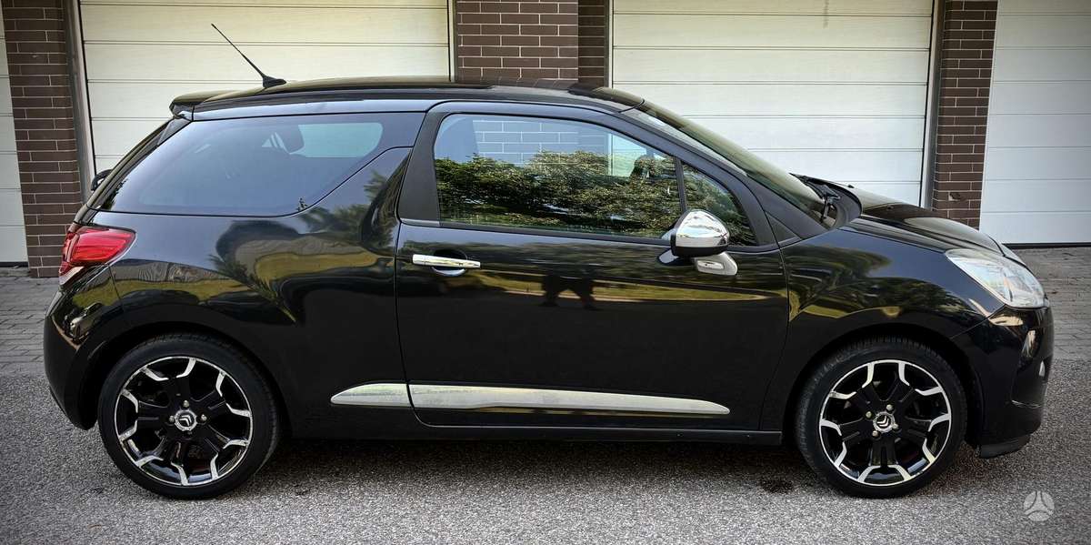 Citroen DS3, 1.6 l., hatchback