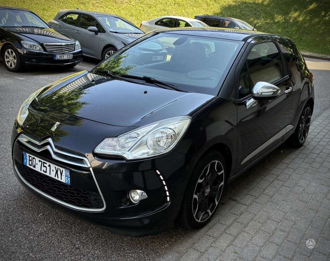 Citroen DS3, 1.6 l., Хэтчбек