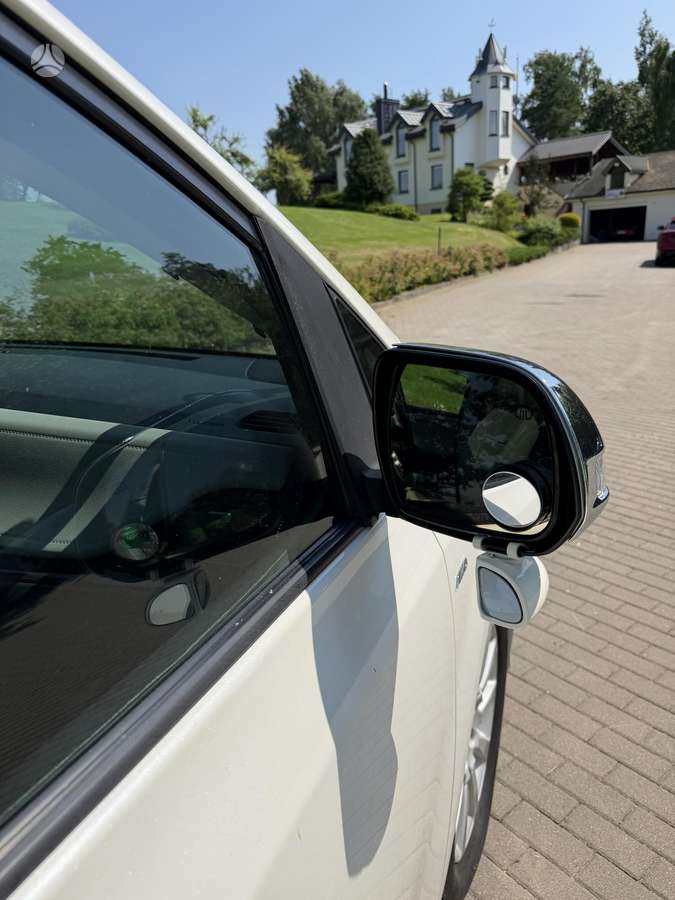 Toyota Sienna - 10