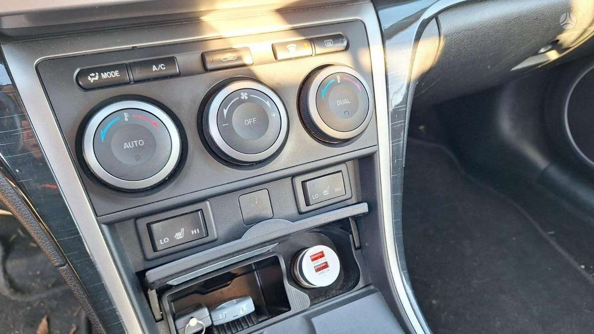 Mazda 6, 1.8 l., Седан