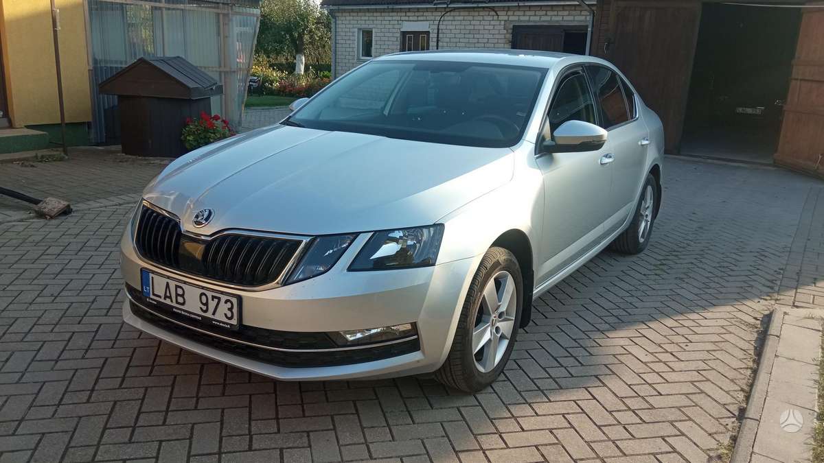 Škoda Octavia - 2