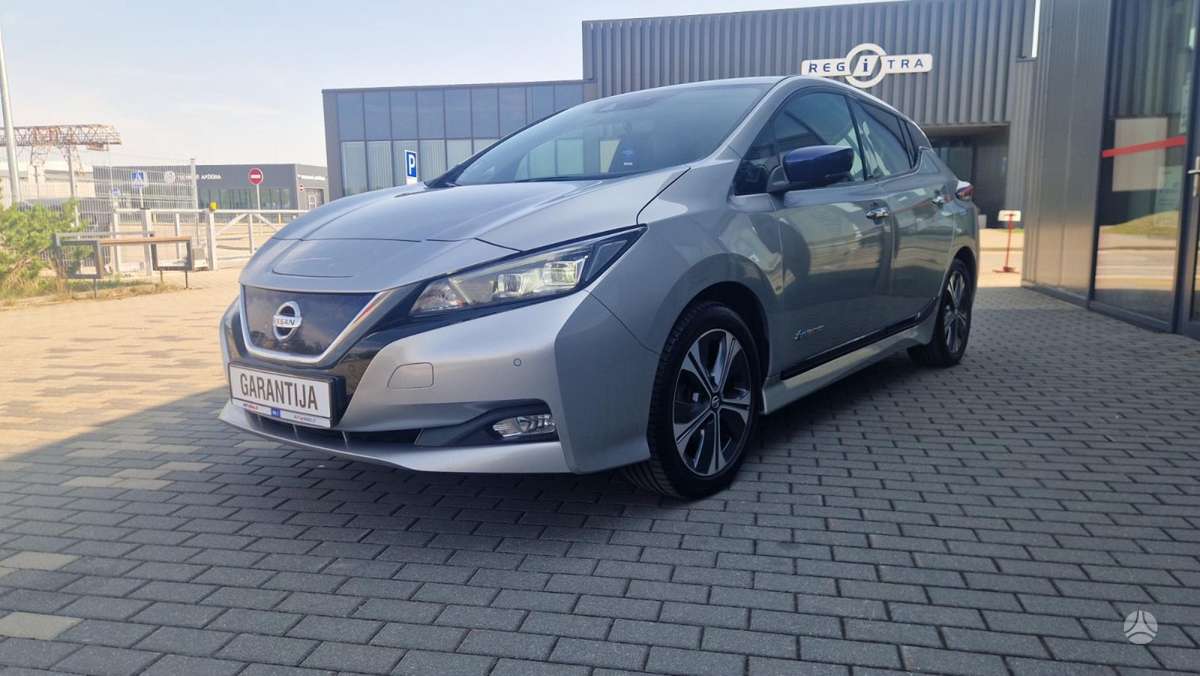 Nissan Leaf, hečbekas