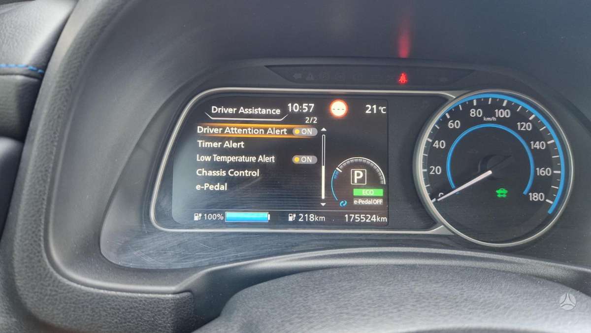 Nissan Leaf, hečbekas