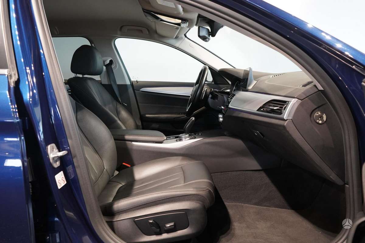 BMW 520, 2.0 l., wagon