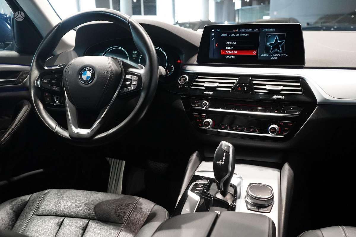 BMW 520, 2.0 l., wagon