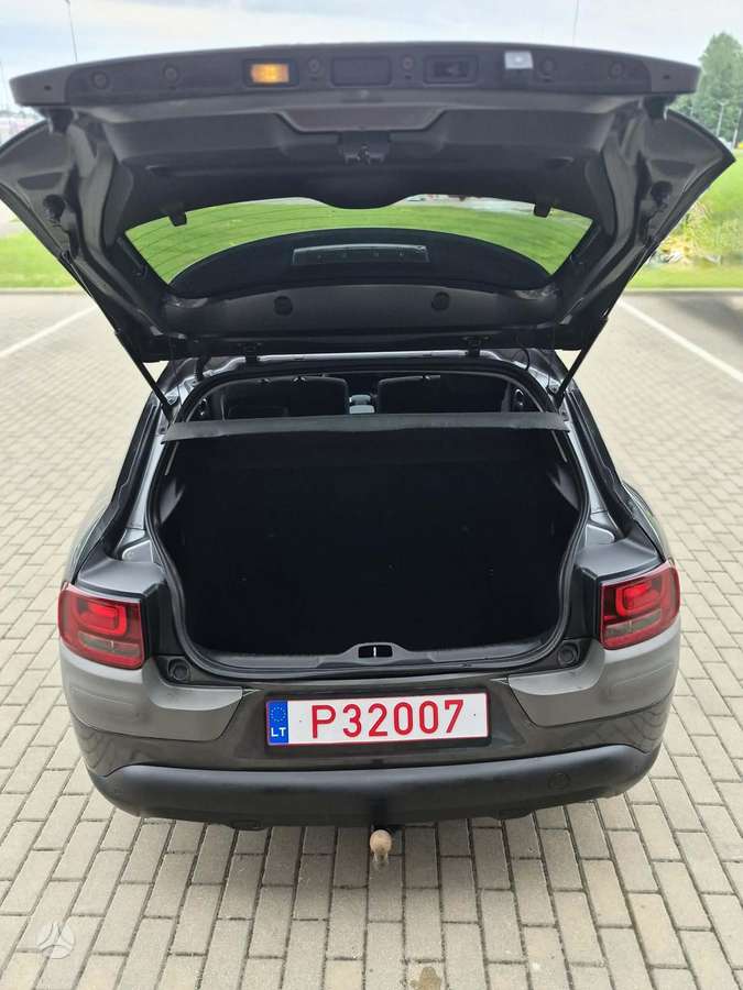 Citroen C4 Cactus, 1.6 l., hatchback