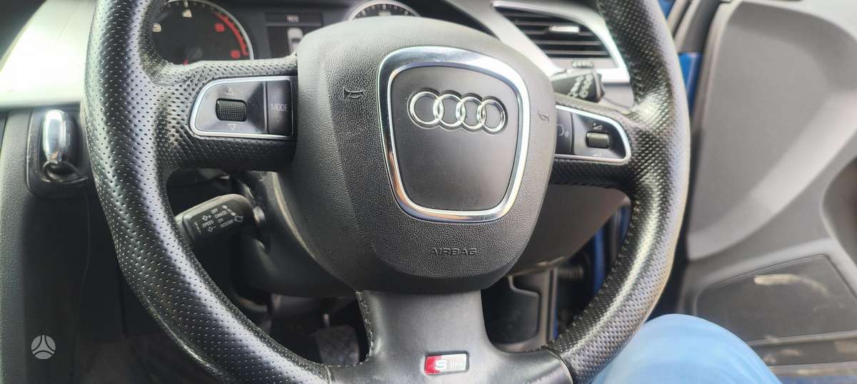 Audi A4, 2.0 l., Универсал