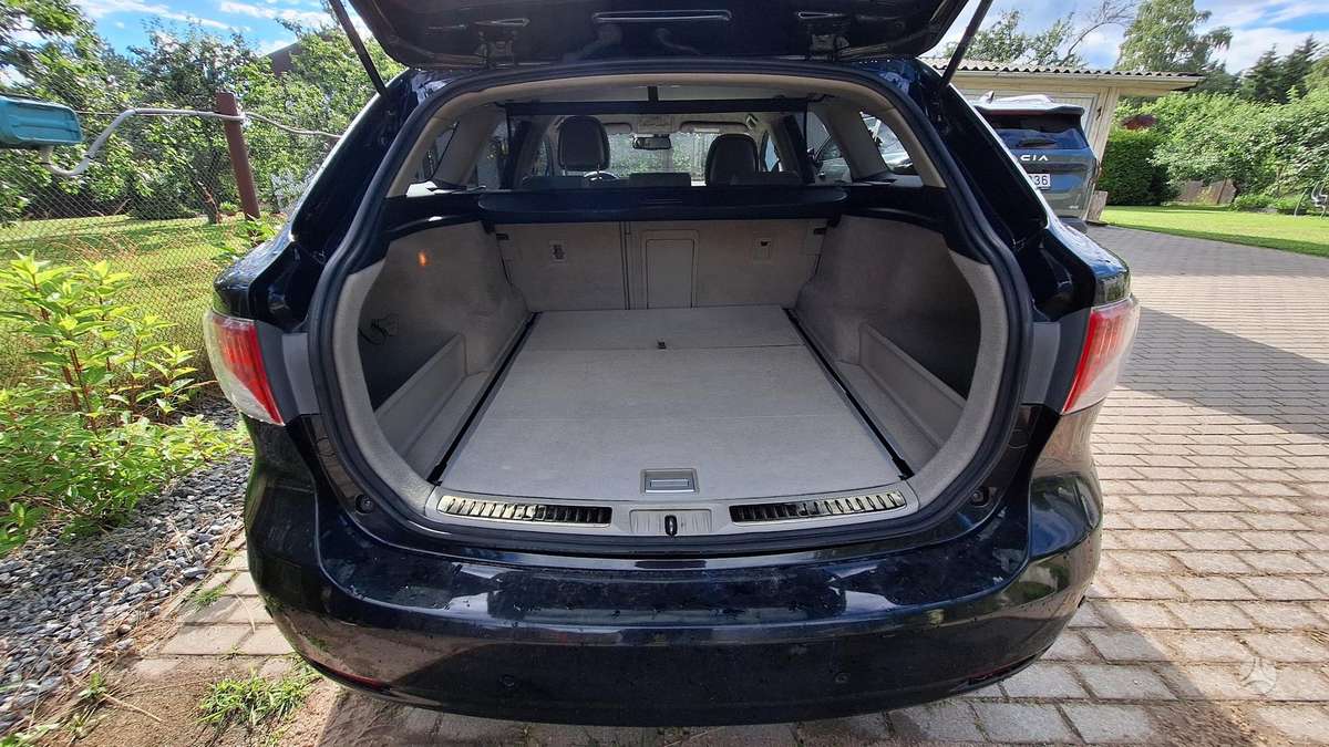 Toyota Avensis - 12